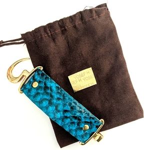 Yosef H Jumbo Shark Tooth cuff bracelet